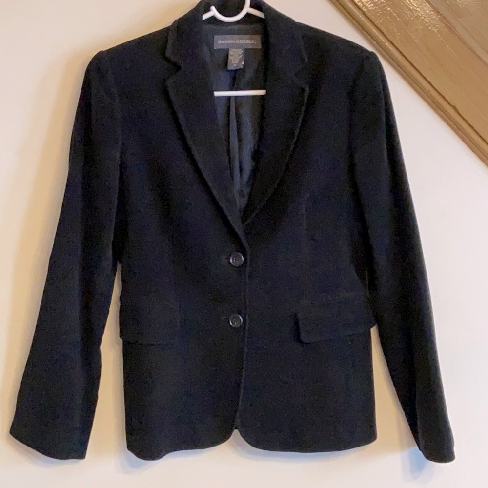 Banana Republic velvet blazer in black.